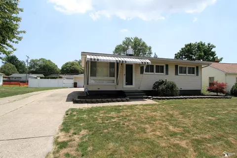 893 Patterson, Monroe, MI 48161 photo 2