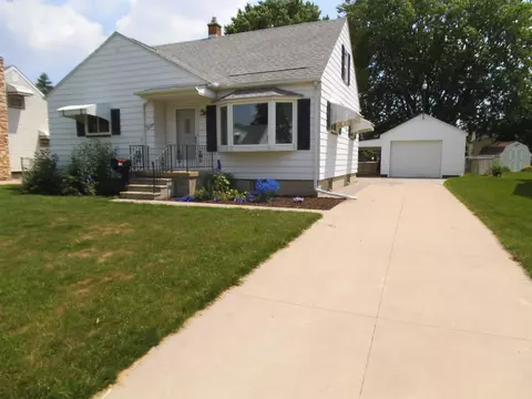 1911 S Sheridan, Bay City, MI 48708