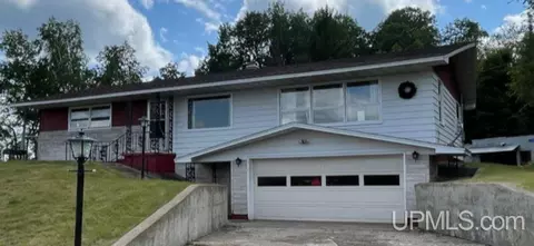 7505 M95, Republic, MI 49879