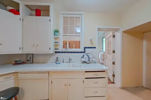 602 Maxine, Flint, MI 48503 photo 18