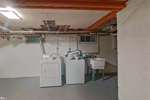 602 Maxine, Flint, MI 48503 photo 34