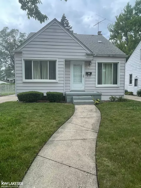 21545 Panama, Warren, MI 48091