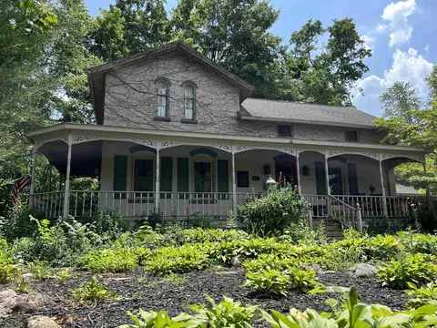 418 S Madison, Adrian, MI 49221