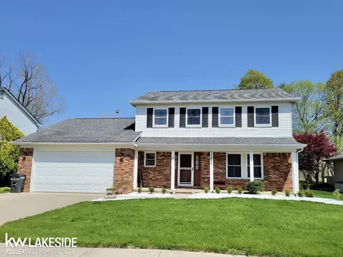 52468 Laurel Oak, Chesterfield, MI 48047