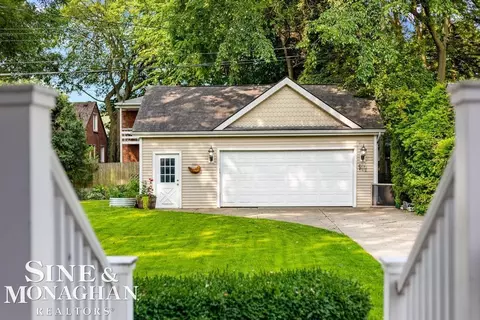 423 Saint Clair, Grosse Pointe, MI 48230 photo 42