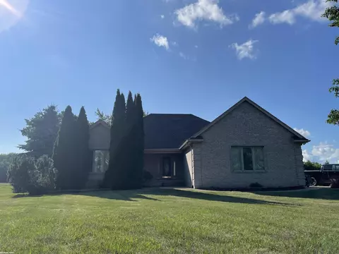 21537 Armada Rdg, Armada, MI 48005