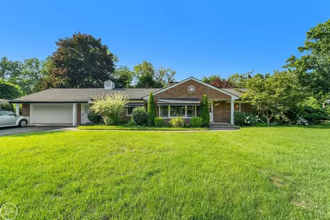 38657 Riverside, Clinton Township, MI 48036