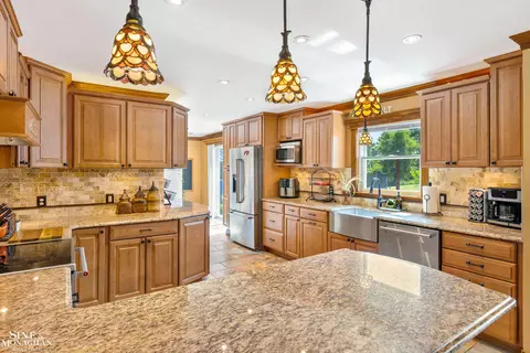 1310 S Allen, Saint Clair, MI 48079 photo 14