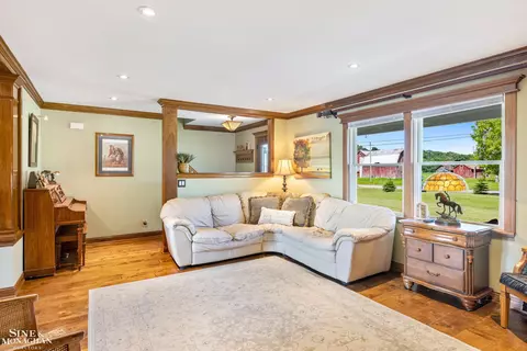 1310 S Allen, Saint Clair, MI 48079 photo 10