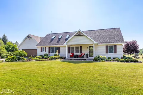 1310 S Allen, Saint Clair, MI 48079