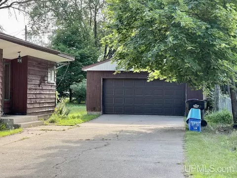1109 S 17th, Escanaba, MI 49829 photo 47