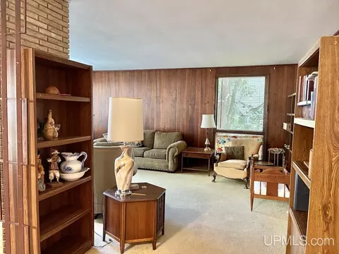 1109 S 17th, Escanaba, MI 49829 photo 12