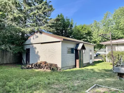 1109 S 17th, Escanaba, MI 49829 photo 36