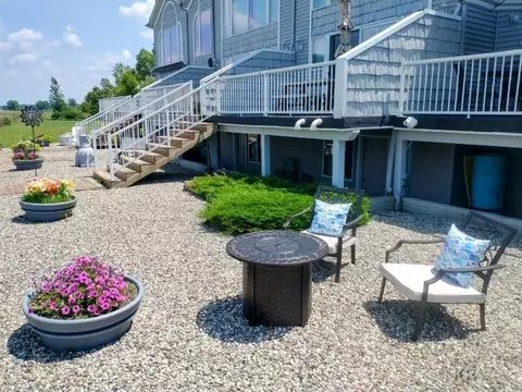 1684 Castleview, Gladwin, MI 48624 photo 2