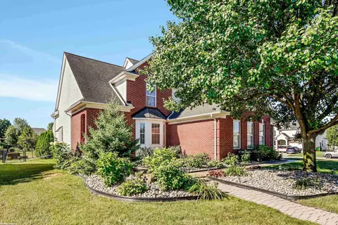 29320 Debbie, New Baltimore, MI 48051