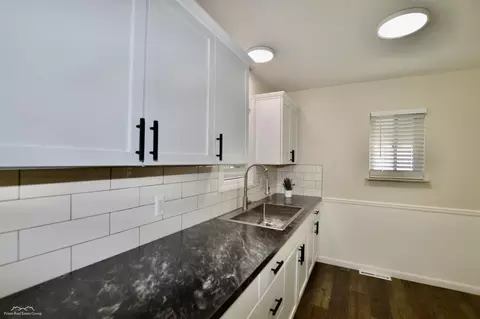 3708 Bennett, Flint, MI 48506 photo 9