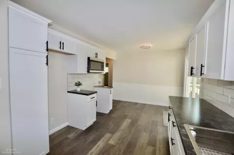 3708 Bennett, Flint, MI 48506 photo 7