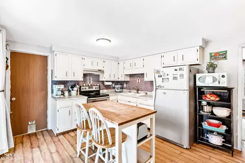 4075 Violet, Saint Clair, MI 48079 photo 7