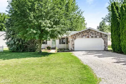 4075 Violet, Saint Clair, MI 48079