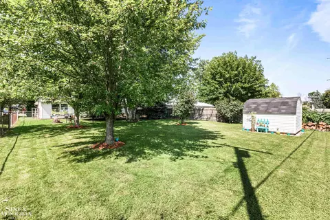 4075 Violet, Saint Clair, MI 48079 photo 23