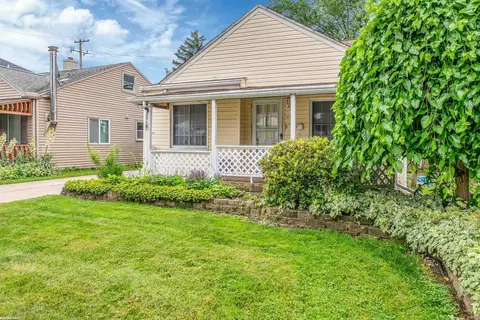2216 Rowland, Royal Oak, MI 48067