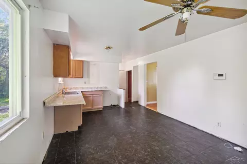 1041 E Lorado Ave, Flint, MI 48505 photo 24