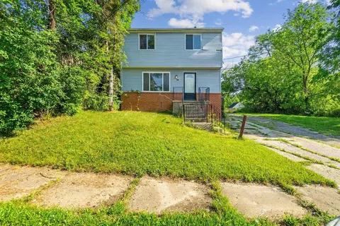 1041 E Lorado Ave, Flint, MI 48505 photo 4