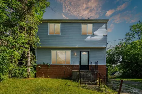 1041 E Lorado Ave, Flint, MI 48505