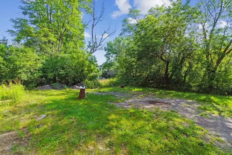 1041 E Lorado Ave, Flint, MI 48505 photo 8