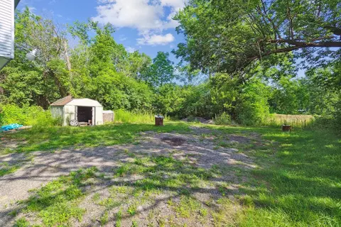 1041 E Lorado Ave, Flint, MI 48505 photo 9