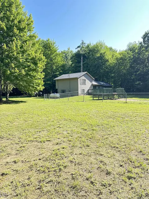 3642 Cribbins, Clyde, MI 48049 photo 11