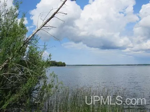 19110 Diller Road, Germfask, MI 49836 photo 4