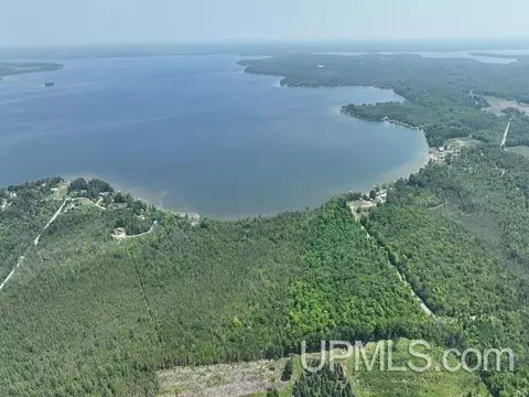 19110 Diller Road, Germfask, MI 49836 photo 2
