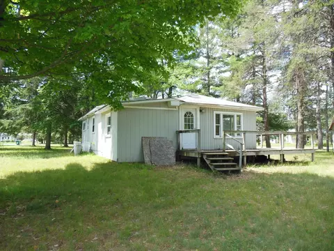 3842 Ash Rd, Harrison, MI 48625 photo 7