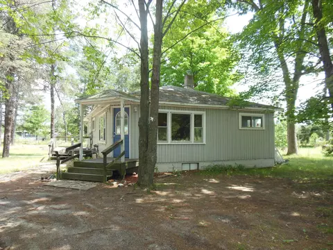 3842 Ash Rd, Harrison, MI 48625 photo 5
