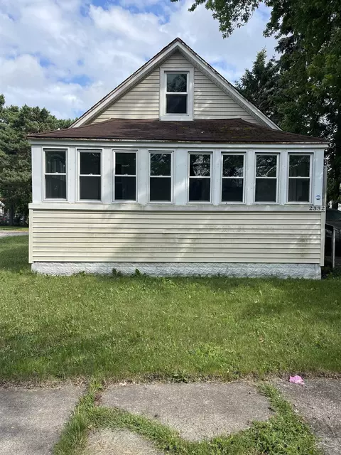 2332 S Hamilton, Saginaw, MI 48601