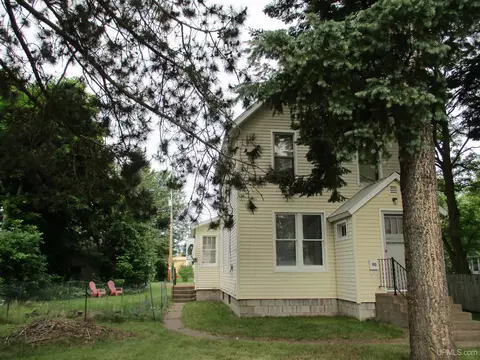 110 N Fourth, Ontonagon, MI 49953