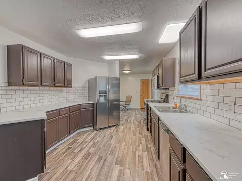 615 Clark, Monroe, MI 48161 photo 4