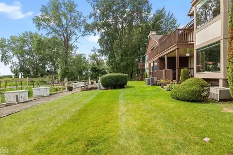 35032 Hidden, Harrison Township, MI 48045