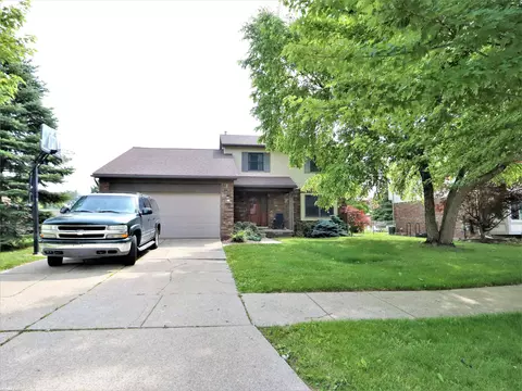50580 Newcastle, Chesterfield, MI 48047
