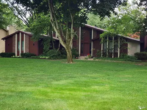 1405 Laurelhurst, Temperance, MI 48182