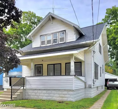 805 Exchange, Owosso, MI 48867