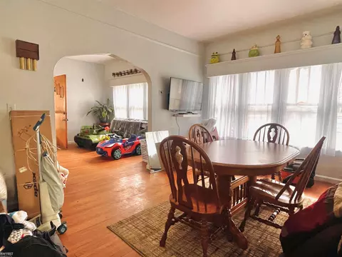 805 Exchange, Owosso, MI 48867 photo 3