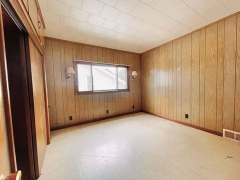 805 Exchange, Owosso, MI 48867 photo 8