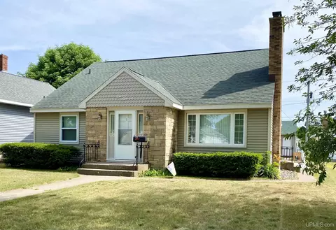1111 S 11th, Escanaba, MI 49829 photo 32