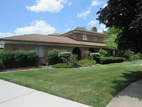 32131 Claeys, Warren, MI 48093