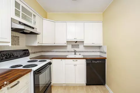 17560 Mack #7, Grosse Pointe, MI 48230 photo 11