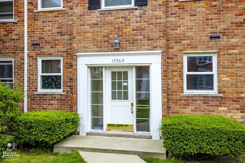 17560 Mack #7, Grosse Pointe, MI 48230 photo 4