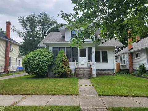 86 Scott, Mount Clemens, MI 48043