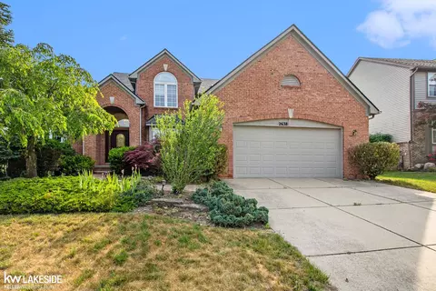 2638 Ivy, Commerce Twp, MI 48382